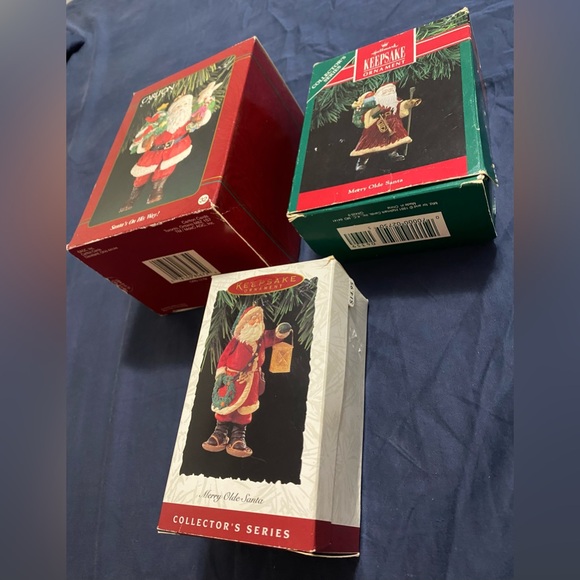 “Set of 3 Vintage Santa Collectible Ornaments” - Picture 3 of 15